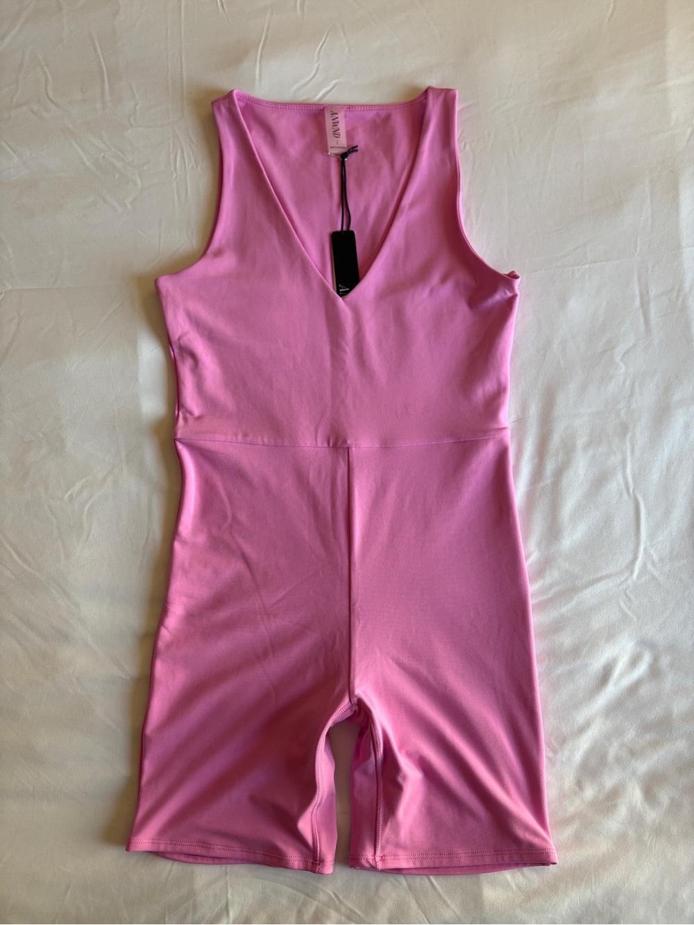 NWT Anwnd Pink V-Neck Sleeveless Active Shorts Romper Gym